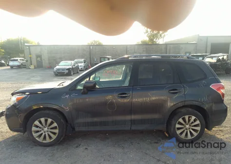2015 Subaru Forester 2.5I Premium из США, поврежденный, VIN JF2SJAFC0FH434783